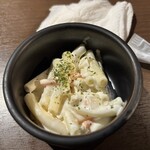 信州の隠れ家酒場 いろり家 - お通しのマカロニサラダ好きです