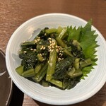 信州の隠れ家酒場 いろり家 - 野沢菜わさび。おつまみには最高なんですが