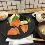 梅山鉄平食堂 - 
