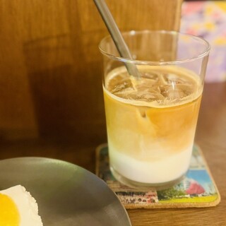 ESKY COFFEE By Izzy's Cafe_1