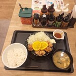松のや - 料理写真:オレンジソース唐揚げ(5個)定食
