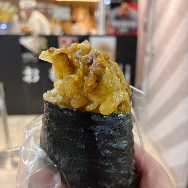 Omusubi Momochi Toukyou eki ten - Tokyo/Onigiri (Rice ball) | Tabelog