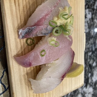 活魚廻転寿し 水天_1