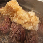 Asahi Shokudou - 牛ハラミの溶岩焼き
                        ジュージュー音を立ててやってきます！
                        肉好きにはたまらないアツアツメニュー