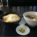 升庵 - かつ丼に、うどんが付いて９００円です