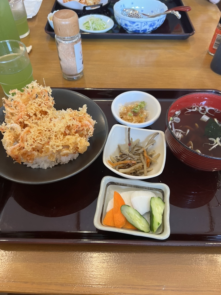 ごはん 屋 さくら
