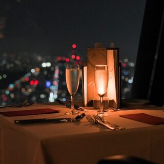 SKY LOUNGE THE ONE AND ONLY_2