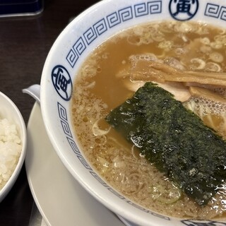 湘南あっさり豚骨ラーメン 寅そば_0