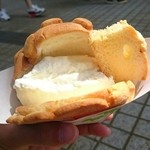 世界で２番めにおいしい焼きたてメロンパンアイス - 