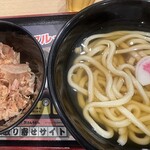 資さんうどん - 料理写真: