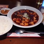 味鮮餃子 - 特製四川風麻婆豆腐 700円
