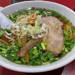 一品香 - 料理写真:らーめん　トッピング:ニラ