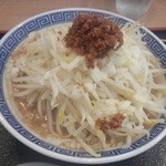 角ふじラーメン（中盛、ちょいコテ、ニンニクあり）
