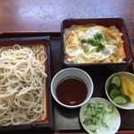 Oomuraan - かつ丼、盛り蕎麦セット