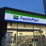 FamilyMart - 