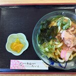 手打ちうどん専門 だいご - 料理写真:青じそ梅おかかうどん