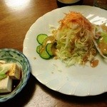 Ichikiya - サラダとやっこ