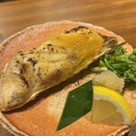 焼酎ダイニングさけ工房 心 - 【カマの西京焼き】めっちゃ脂のってる！美味しすぎた〜！これは日本酒がすすみます。