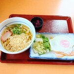 なか卯 - はいからうどん(並)とベーコンエッグ朝食セット