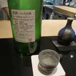 日本料理 晴山 - 今回は晴山オリジナルの日本酒で。