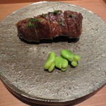 日本料理 晴山 - メインの皿です。そら豆が添えられて。