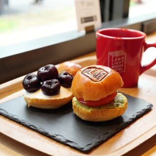 ランプライトブックスカフェ_0