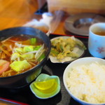 にちりん - ラーメン定食には天ぷらがついていました。