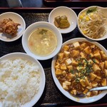 中華料理　阿里山 - 