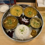 カフェ アチャ