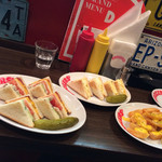 ブラザーズ - クラブハウスサンドイッチ、エッグサンドイッチ、チーズフライ 2015/02
