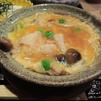 帰燕 - もち豚卵とじ、みりんの甘さが程よい味付けで、絶品です
