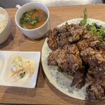 しえろりこ - メガ盛りからあげ