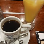 星乃珈琲店 - ドリンク写真:星乃ブレンドとオレンジジュース