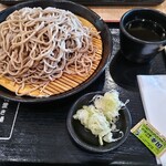 信州そば処 小木曽製粉所 - ざる蕎麦（大盛）
