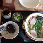 Kamesugi Soba - 鍋焼きうどん