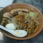 覆麺 智 - ホタテ貝柱 ズワイガニフレーク