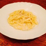 ミオバール - ゴルゴンゾーラクリームパスタ