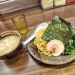 横浜家系ラーメン 魂心家 - 料理写真: