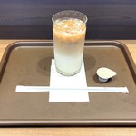 カフェ・ド・クリエ プラス - ドリンク写真:カフェラテ(ICED/R)