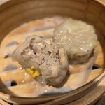 行きたくなる酒場 浜ちゃん - 焼売プレーン断面