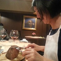 ステーキハウス キッチンリボン - そびえ立つフィレ