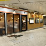コッペ田島 - お店 右半分　(イートインスペース)