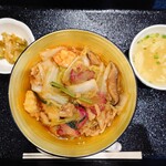 南国酒家 広東麺飯房 - 料理写真:五目あんかけ中華丼1280円