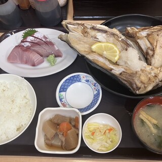 中央食堂_0