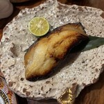 海鮮炉ばた 囲炉裏や 魚八 - 