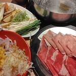但馬屋 - 定番1番人気 牛豚 MIX ランチ 130g 1600円