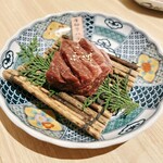 精肉卸問屋直営焼肉店 牛次郎 - 厚切りハラミ 1428円