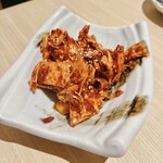 精肉卸問屋直営焼肉店 牛次郎 - 生キムチ 658円
