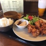 Koshou - 虎勝名物からあげ定食、このボリュームで￥６５０