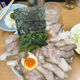 横浜らーめん 武蔵家_1